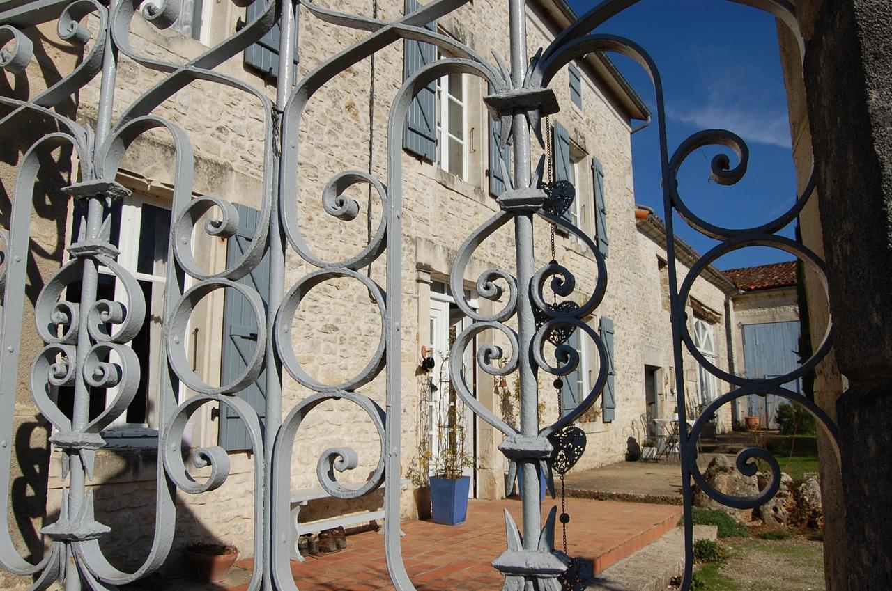 La Belle Lavande, Chambre D Hote Chenommet Exterior photo